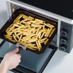 Severin Mini Backofen 1600 W, 230°C -Küchenbedarf Geschäft TO2056 Pommes herausnehmen
